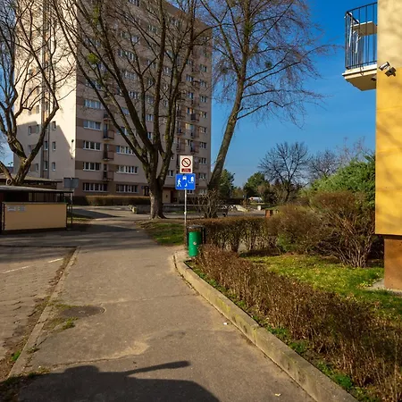 Metro Wawrzyszew Comfort By Bookinghost