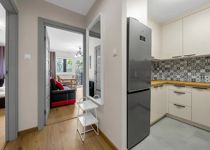 Metro Wawrzyszew Comfort By Bookinghost Apartamento *