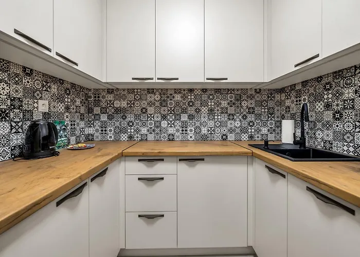 Metro Wawrzyszew Comfort By Bookinghost Apartamento *