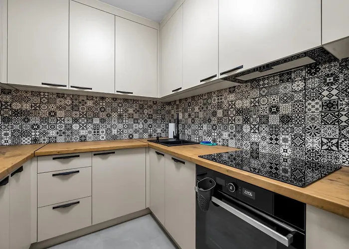 Apartamento Metro Wawrzyszew Comfort By Bookinghost *