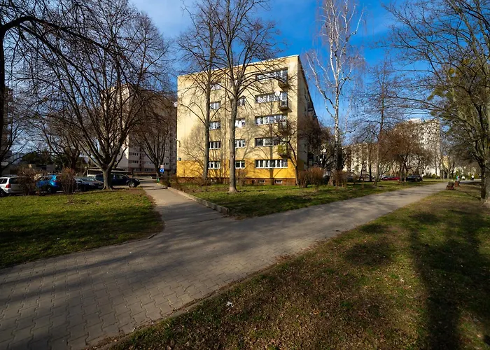 Metro Wawrzyszew Comfort By Bookinghost Apartment