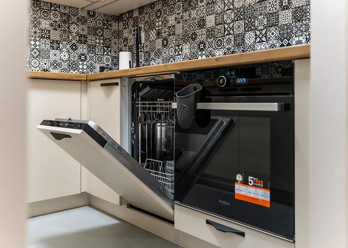 Metro Wawrzyszew Comfort By Bookinghost *